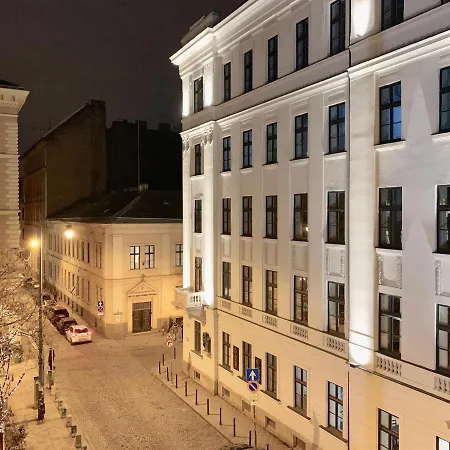 Budget By Hi5 - Palace Quarter Budapest